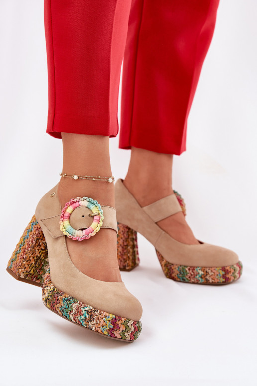 Scarpe scamosciate Con treccia con i tacchi e piattaforma Deveciejka 06839-04 beige