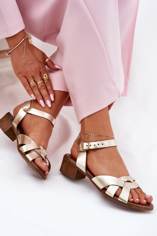 Sandali da donna Abilitato Impercettibilem Obcasie Zazoo 40372 colore dorato