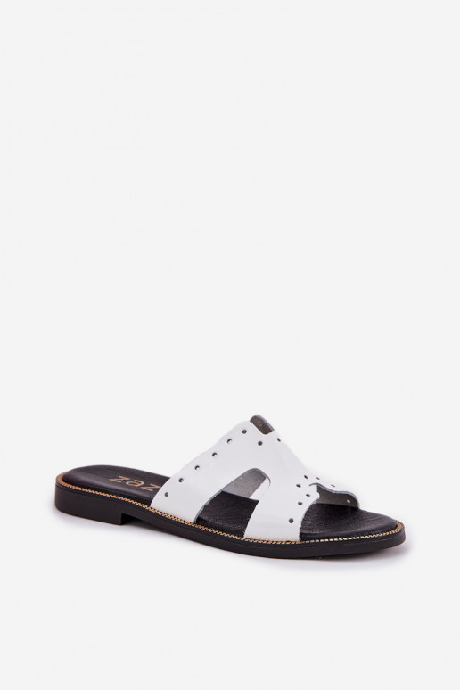 Zazoo 40326 con effetto vernice Femminile Pantofole Con ritagli decorativi Colore bianco Zazoo 40326 con effetto vernice Femminile Pantofole Con ritagli decorativi Colore bianco