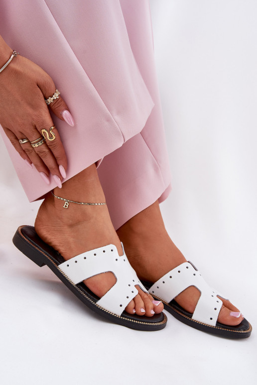 Zazoo 40326 con effetto vernice Femminile Pantofole Con ritagli decorativi Colore bianco Zazoo 40326 con effetto vernice Femminile Pantofole Con ritagli decorativi Colore bianco