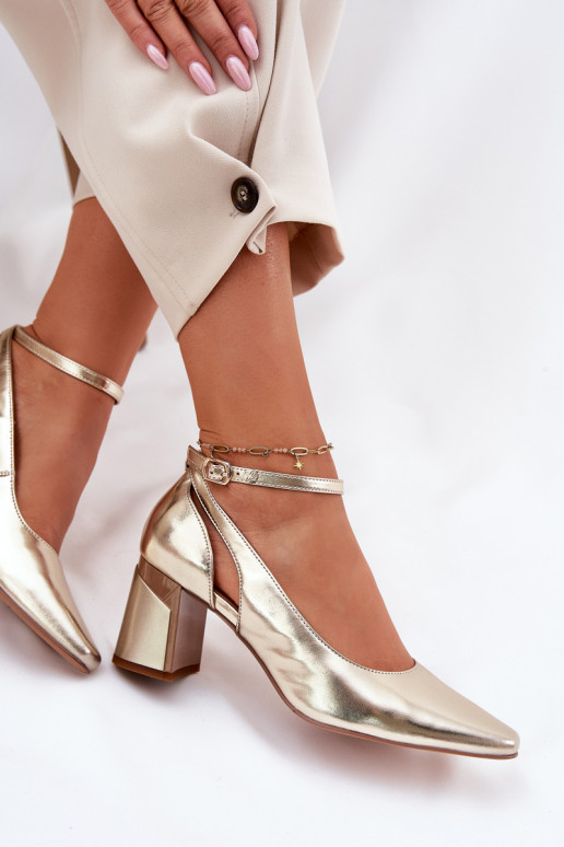 Pelle Scarpe con i tacchi Deveciejka K6816-25 colore dorato Pelle Scarpe con i tacchi Deveciejka K6816-25 colore dorato
