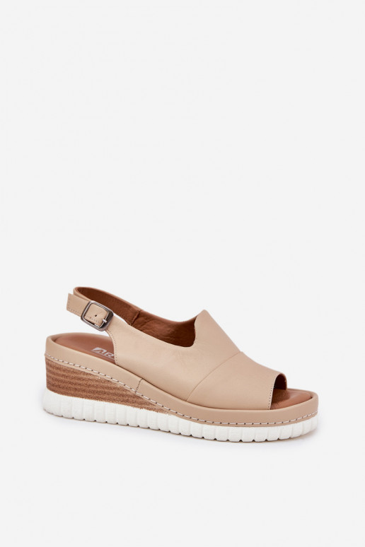 Sandali da donna Pelle Su un cuneo Artiker 56C0919 beige Sandali da donna Pelle Su un cuneo Artiker 56C0919 beige