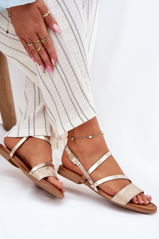 Sandali da donna Femminile con tacchi larghi Deveciejka 06966-25 colore dorato Sandali da donna Femminile con tacchi larghi Deveciejka 06966-25 colore dorato