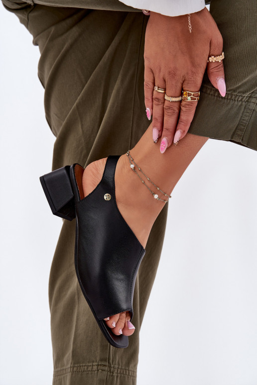 Sandali da donna Femminile Klocke Deveciejka 06975-01 colore nero Sandali da donna Femminile Klocke Deveciejka 06975-01 colore nero