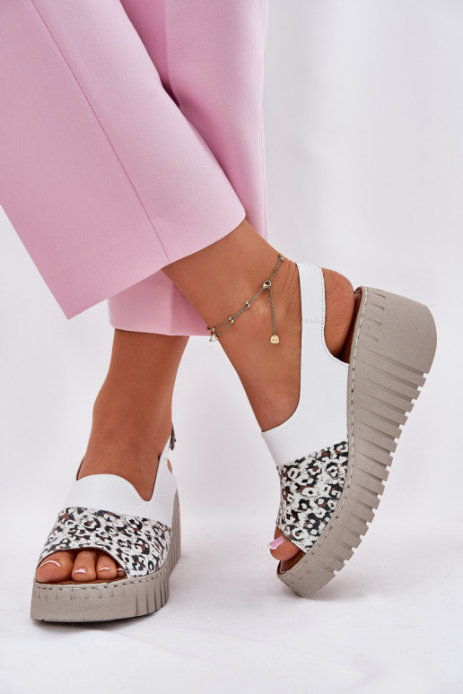 Sandali da donnaAbilitatoturalnej Skóry Su un cuneo Artiker 56C0958 Colore bianco Sandali da donnaAbilitatoturalnej Skóry Su un cuneo Artiker 56C0958 Colore bianco