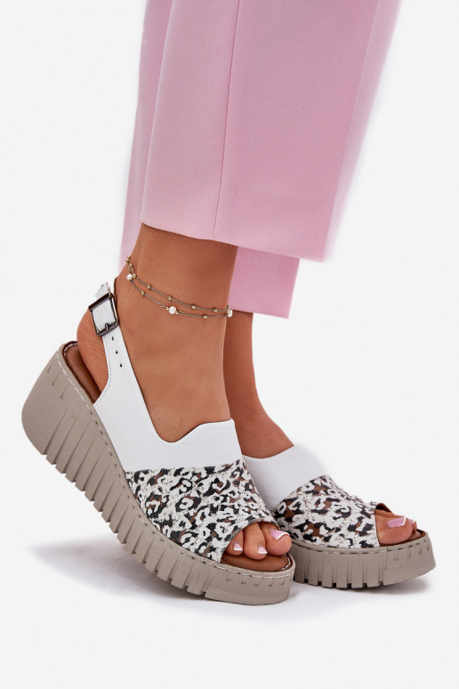 Sandali da donnaAbilitatoturalnej Skóry Su un cuneo Artiker 56C0958 Colore bianco Sandali da donnaAbilitatoturalnej Skóry Su un cuneo Artiker 56C0958 Colore bianco