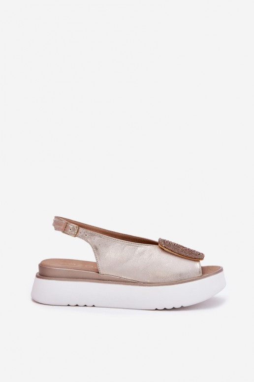 Zazoo 1786 Sandali da donna Femminile con una piattaforma con ornamenti colore dorato Przecierany Zazoo 1786 Sandali da donna Femminile con una piattaforma con ornamenti colore dorato Przecierany