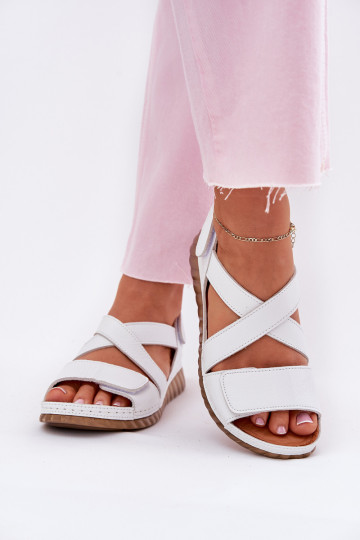 Sandali da donna Femminile con chiusure adesive Deveciejka L6848-11 Colore bianco 2