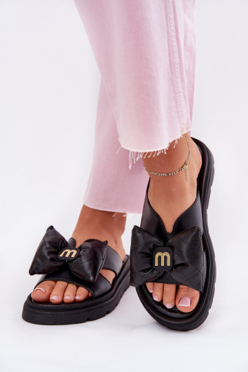 Pantofole in pelle Femminile con una piattaforma con nastri CheBello 4647 colore nero 2