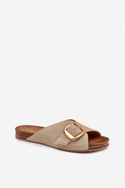 Pantofole in pelle con fibbie dorate Deveciejka 07000-22 PistacjoAe Pantofole in pelle con fibbie dorate Deveciejka 07000-22 PistacjoAe