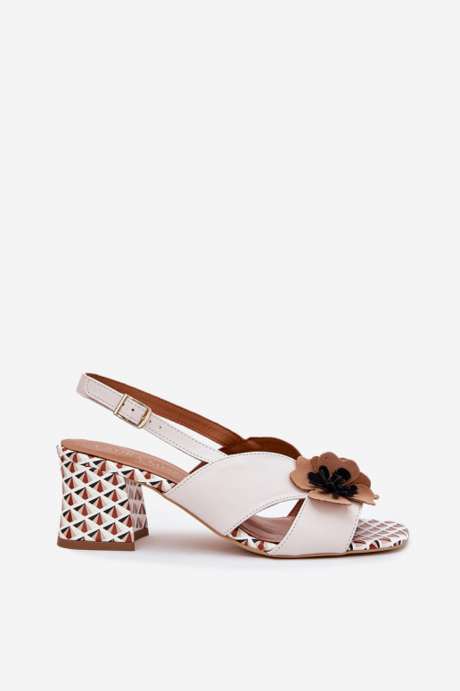 Pelle Sandali con tacco alto da donna con fiori Laura Messi 2950 Colore bianco