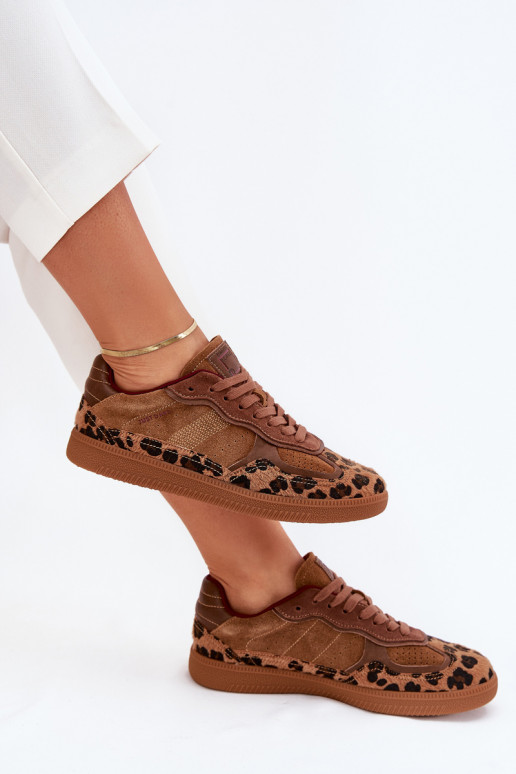 Scarpe modello sneakers Femminile Daniel Lopez Just Dare SS2D4017 con motivi di pelliccia di leopardo Scarpe modello sneakers Femminile Daniel Lopez Just Dare SS2D4017 con motivi di pelliccia di leopardo