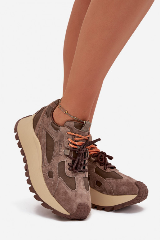 Pelle Scarpe modello sneakers con una piattaforma Femminile Big Star SS274627 HI-POLY SYSTEM beige