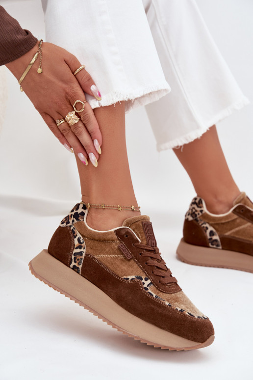 dalla pelle scamosciata Scarpe modello sneakers Femminile Big Star OO274A313 HI-POLY SYSTEM colore marrone con motivi di pellicc dalla pelle scamosciata Scarpe modello sneakers Femminile Big Star OO274A313 HI-POLY SYSTEM colore marrone con motivi di pellicc