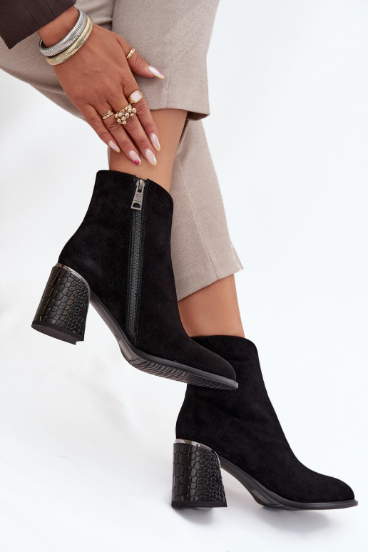 dalla pelle scamosciata Stivali da donna con un impronta riscaldamento Vinceza 66801 colore nero dalla pelle scamosciata Stivali da donna con un impronta riscaldamento Vinceza 66801 colore nero