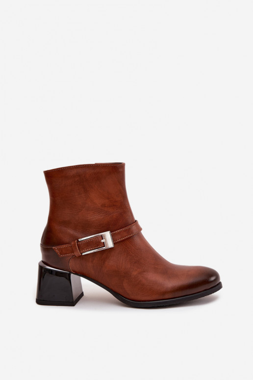 Pelle Stivali da donna con i tacchi con fibbie Zazoo 60562 colore marrone Pelle Stivali da donna con i tacchi con fibbie Zazoo 60562 colore marrone