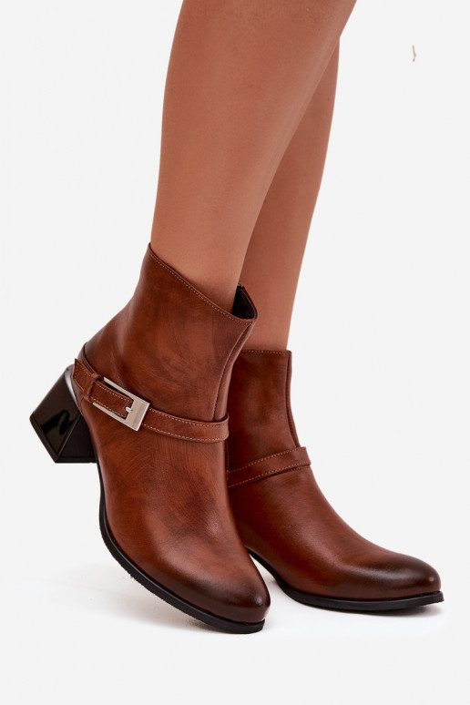 Pelle Stivali da donna con i tacchi con fibbie Zazoo 60562 colore marrone Pelle Stivali da donna con i tacchi con fibbie Zazoo 60562 colore marrone