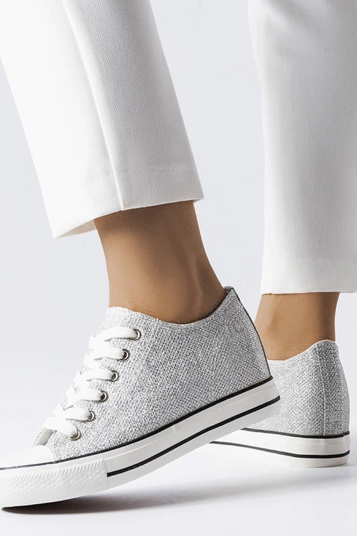 Sneakers argentate lucide con... Sneakers argentate lucide con...