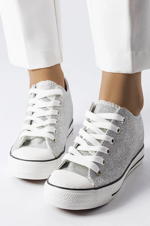 Sneakers argentate lucide con... Sneakers argentate lucide con...