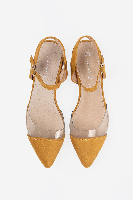 Colori senape sandali z zakrytymi palcami Colori senape sandali z zakrytymi palcami