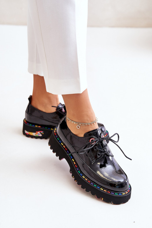 con effetto vernice scarpe Femminile con lacci Artiker 55C0497 colore nero con effetto vernice scarpe Femminile con lacci Artiker 55C0497 colore nero