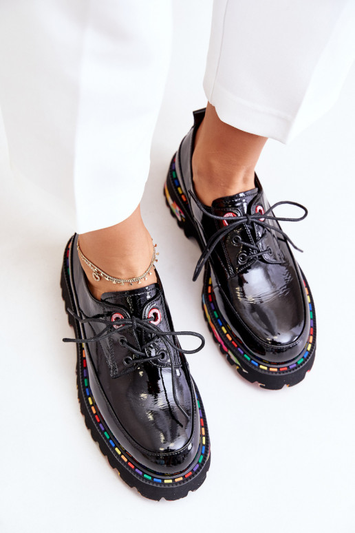 con effetto vernice scarpe Femminile con lacci Artiker 55C0497 colore nero con effetto vernice scarpe Femminile con lacci Artiker 55C0497 colore nero