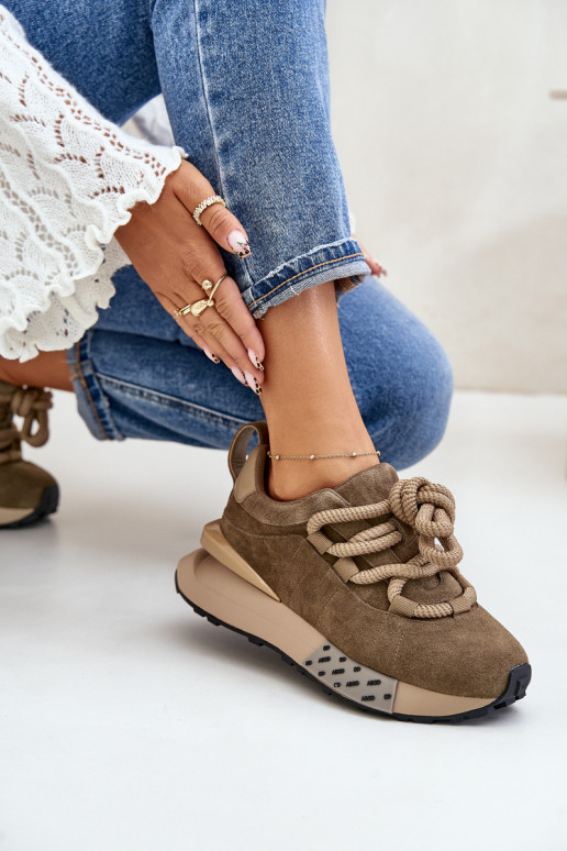 dalla pelle scamosciata Scarpe modello sneakers Femminile con una piattaformaGrubym Allacciaturam Artiker 54C1466 colore marrone