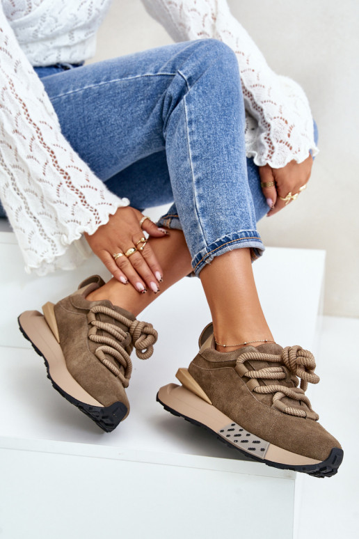 dalla pelle scamosciata Scarpe modello sneakers Femminile con una piattaformaGrubym Allacciaturam Artiker 54C1466 colore marrone