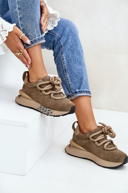 dalla pelle scamosciata Scarpe modello sneakers Femminile con una piattaformaGrubym Allacciaturam Artiker 54C1466 colore marrone