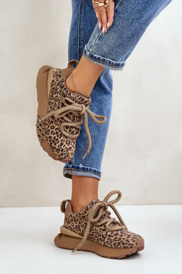 dalla pelle scamosciata Scarpe modello sneakers Femminile con una piattaformaGrubym Allacciaturam con motivi di pelliccia di leo