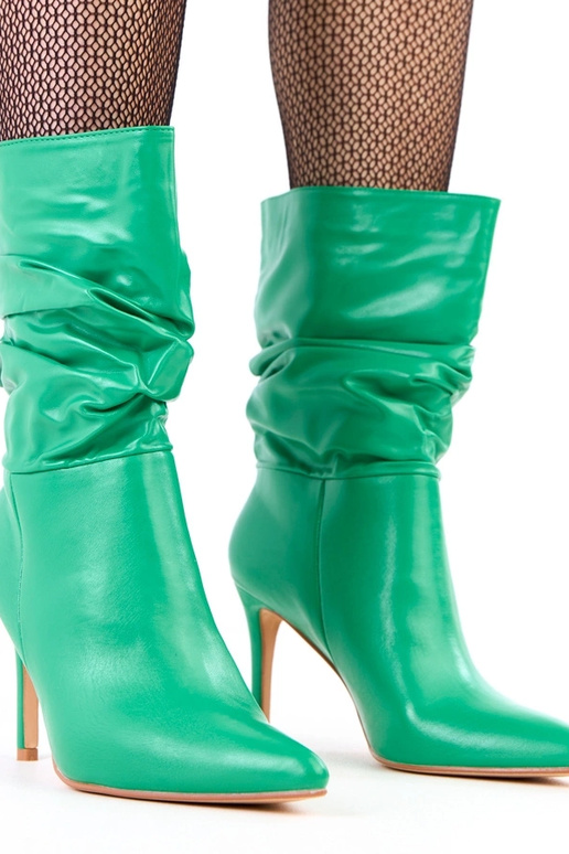 Stivaletti verdi con tacco alto e...