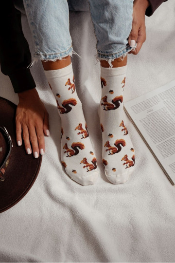 Calzini Femminile Scoiattoli I Orzechy colore avorio