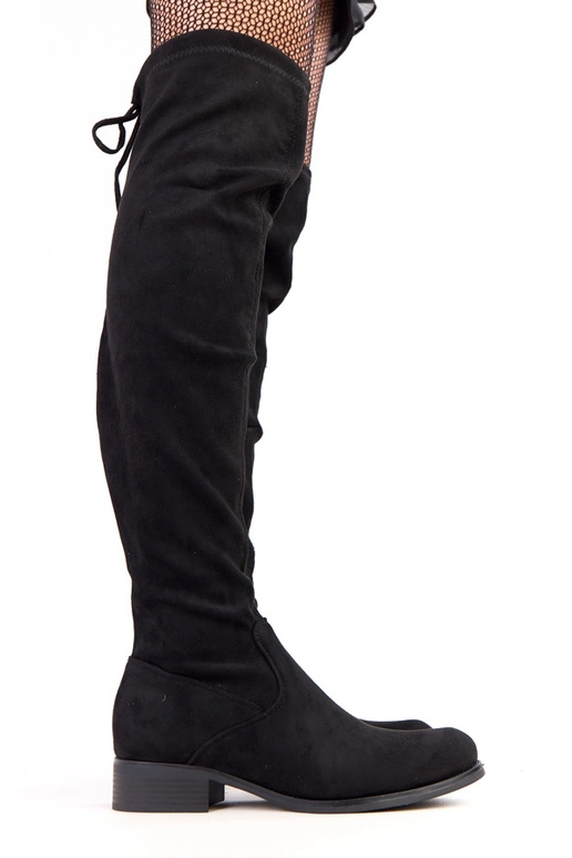 Stivali lunghi neri con suola piatta...