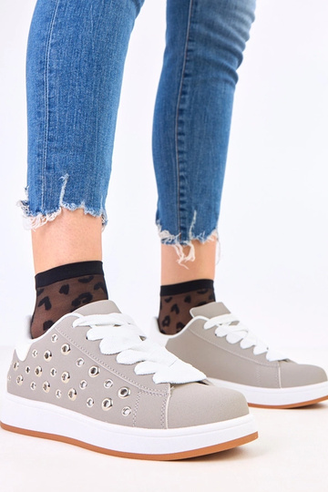 Sneakers grigie su piattaforma con borchie Adelis