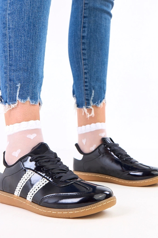 Sneakers nere da donna con lacci in...