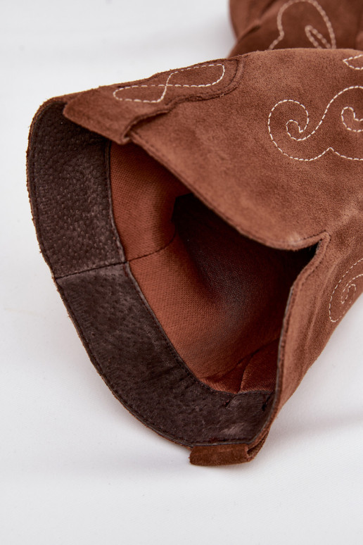 dalla pelle scamosciata stivali stile coAboy Femminile con i tacchi colore marrone Karira