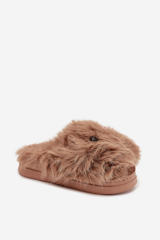 con una pelliccia Kapice Femminile Kapibary colore kaki Pravelle