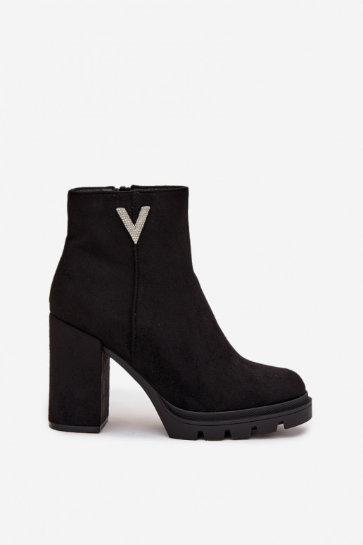 Stivali da donna riscaldamento con i tacchi Con decorazioni Detalem colore nero Briella