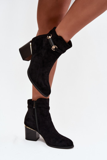 Stivali da donna riscaldamento con i tacchi con tacchi decorati colore nero Galissa