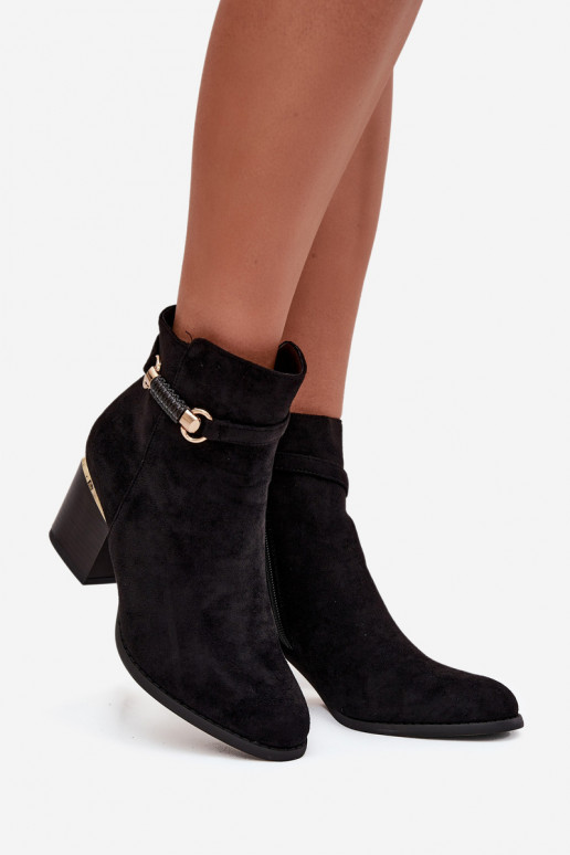 Stivali da donna riscaldamento con i tacchi con tacchi decorati colore nero Galissa