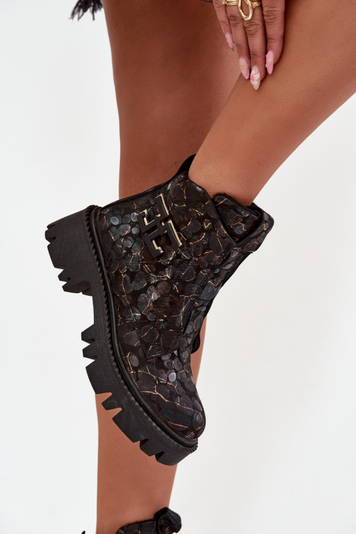 Pelle Stivali da donna con ornamenti riscaldamento Artiker 57C2084 Nero e-colore dorato