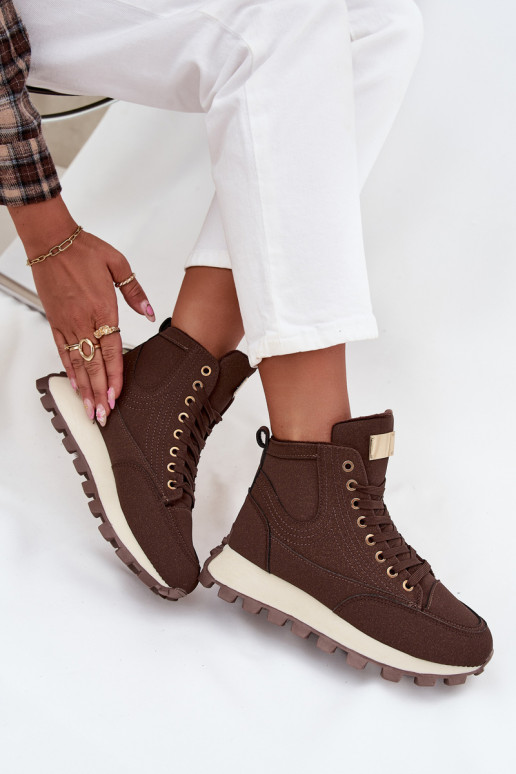 riscaldamento scarpe Femminile con una piattaforma colore marrone Deverivira