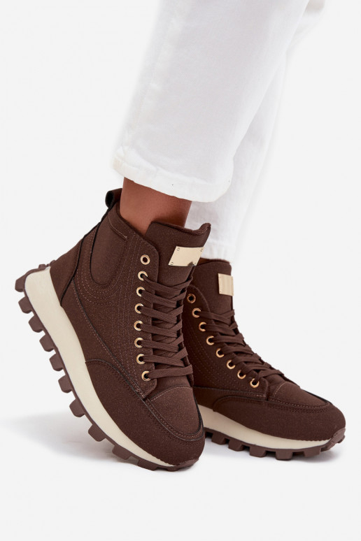 riscaldamento scarpe Femminile con una piattaforma colore marrone Deverivira