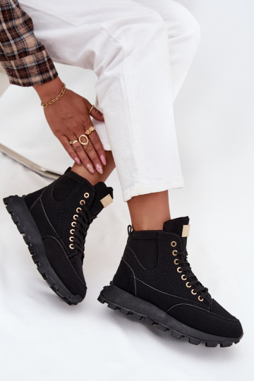 riscaldamento scarpe Femminile con una piattaforma colore nero Deverivira