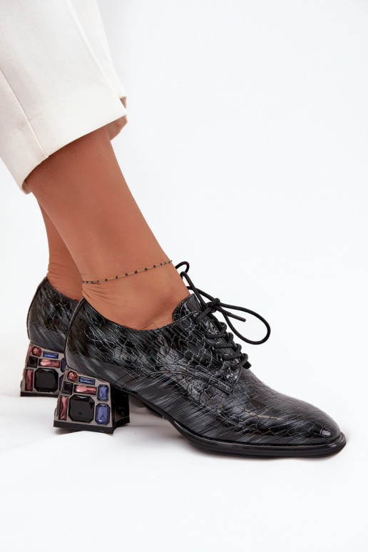 Stivaletti in vera pelle laccata Femminile con i tacchi con gli occhi lucenti Artiker 57C0072 colore grigio