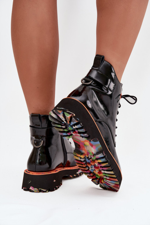 Stivali da donnacon effetto vernicej Skóry Abilitatoturalnej riscaldamento Artiker 57C0061 colore nero