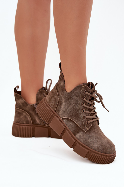 dalla pelle scamosciata scarpe con tacco basso da donna con una piattaforma Big Star SS274594 beige