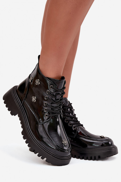 Pelle riscaldamento Stivali da donna con bellissimi dettagli con effetto vernice Artiker 57C0345 colore nero