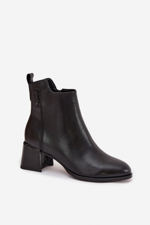 Stivali da donna in pelle naturale con i tacchi riscaldamento colore nero Nolivra