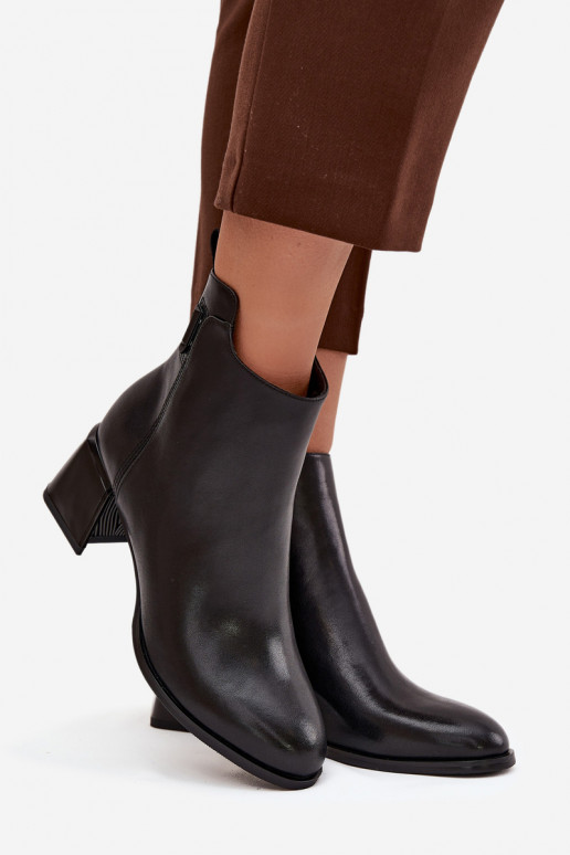 Stivali da donna in pelle naturale con i tacchi riscaldamento colore nero Nolivra